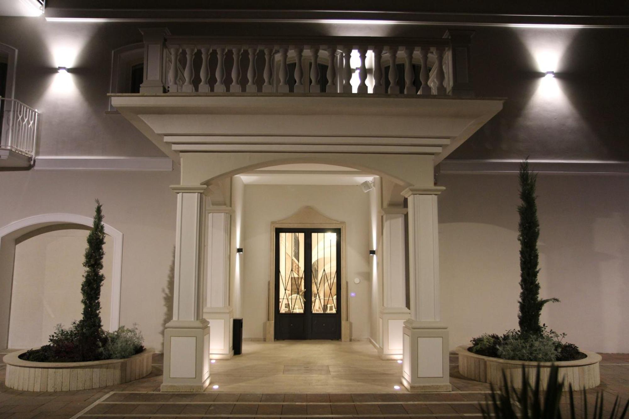 Suites & Apartments Liola' Castrocielo エクステリア 写真